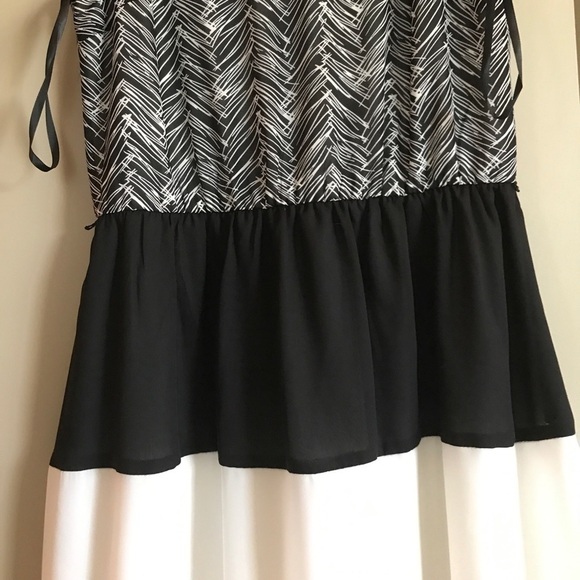 Doe & Rae sz S NWT - Picture 2 of 3